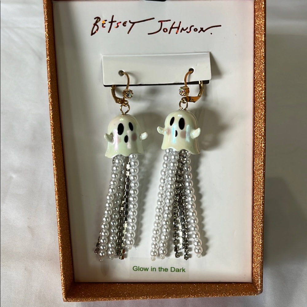 Betsey Johnson Glow in the Dark Ghost Earrings NWT